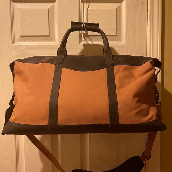 NWT Canyon outback CCRTD embossed logo brown leather and tan canvas duff… - Picture 7 of 11